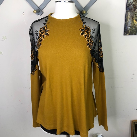 Free people long sleeve top - Picture 1 of 8